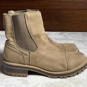 Time and Tru Women's Lug Chelsea Boots - Size 10 W